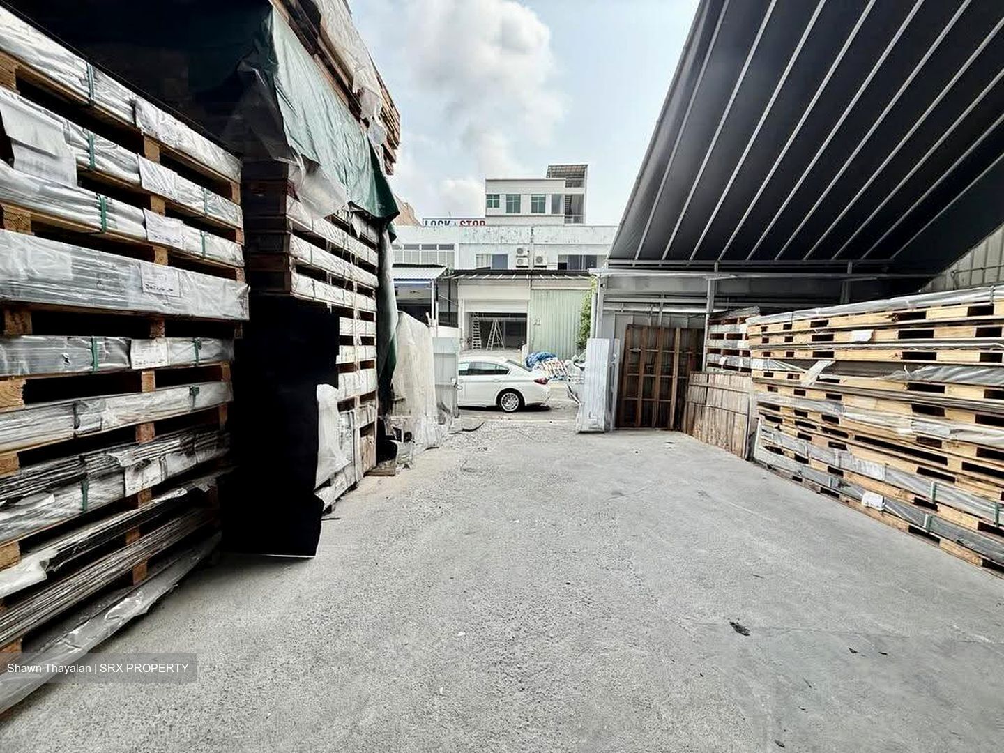 Senang Crescent (D14), Factory #617479911